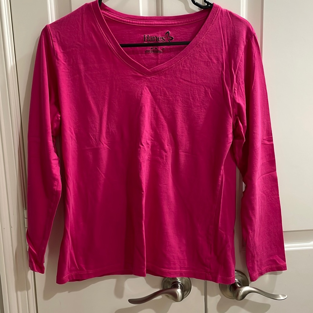 Hanes long sleeve shirt for women